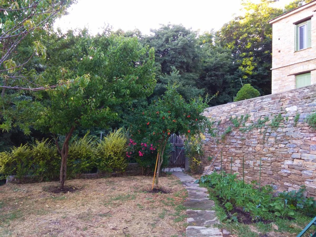 Marina Traditional Stonehouse Afetai Bagian luar foto